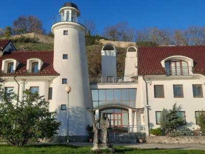 Devin Lighthouse